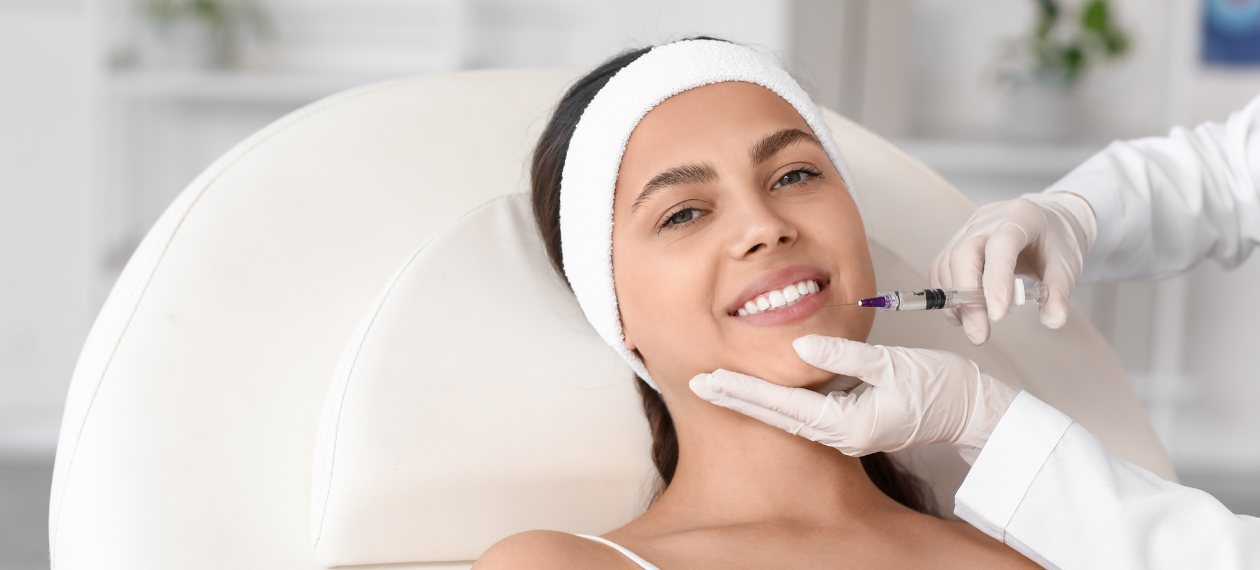 Bullhorn Lip Lift - chirurgiczne modelowanie ust. Dlaczego to lepsza i trwalsza alternatywa dla kwasu hialuronowego? Bullhorn Lip Lift